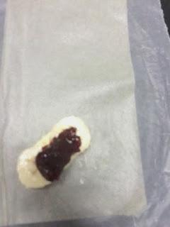 PAQUETITOS DE BRICK CON PLATANO, FRAMBUESA Y CHOCOLATE