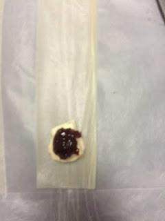 PAQUETITOS DE BRICK CON PLATANO, FRAMBUESA Y CHOCOLATE