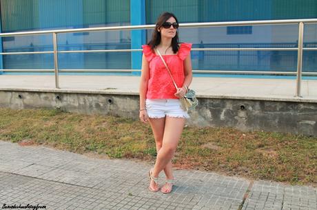 Women in red