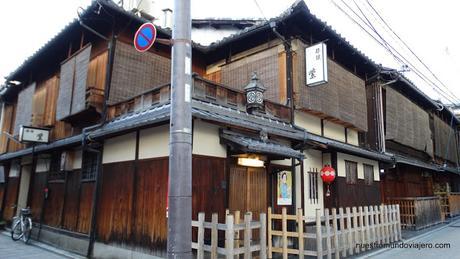 Kyoto;Paseo del Filósofo, Gion y una cena especial