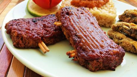 Costillas veganas con salsa barbacoa