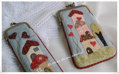 FUNDA DE ABANICO Y DE MÓVIL CON CASITAS.