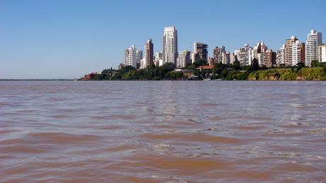 Concentración de glifosato en las aguas del Paraná