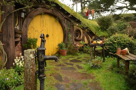 Un dia en la Tierra Media, Visitando Hobbiton