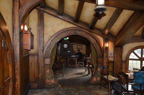 Un dia en la Tierra Media, Visitando Hobbiton
