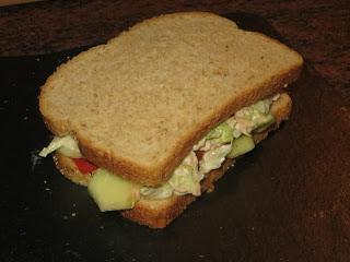 RECETA DE SÁNDWICH DE ATÚN CON MAYONESA DE QUESO AZUL