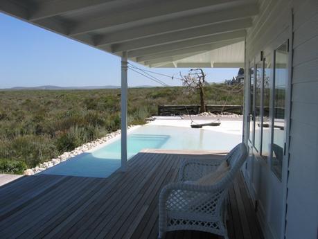 interiores del mundo sudafrica inspiración terrazas inspiración casas de playa diseño de exterior decoración en blanco casas con piscina blog decoracion interiores Ampliar la cocina abriendo la ventana 