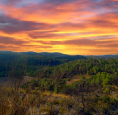 Caminando con las estrellas Atardecer en la Senda de los Hornilleros.