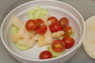 Burrito de ternera ligero mas ensalada de espárragos