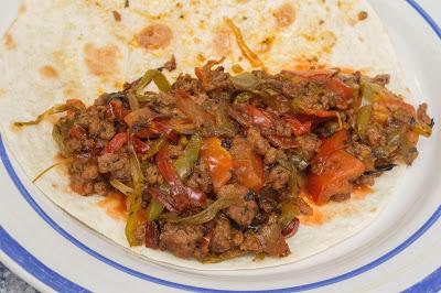 Burrito de ternera ligero mas ensalada de espárragos