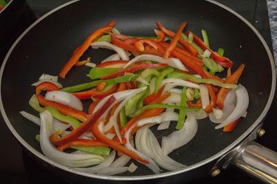Burrito de ternera ligero mas ensalada de espárragos