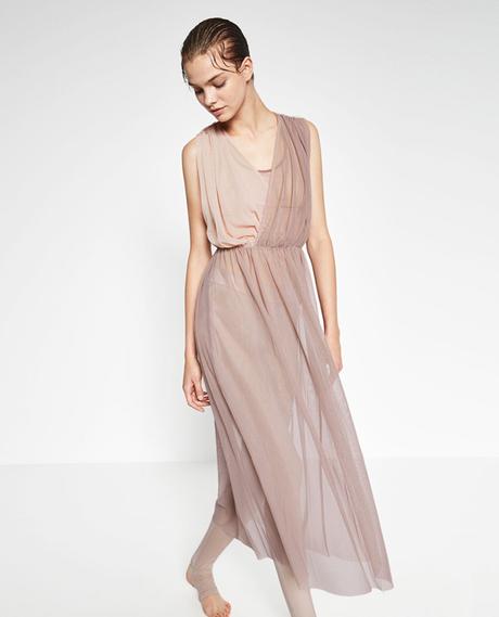 Imprescindibles de moda para este otoño: ballet vestido cache coeur tul rosa palo zara