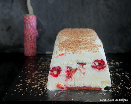 Helado de Crema de Mascarpone, Frambuesa y Biscuit Rose de Reims