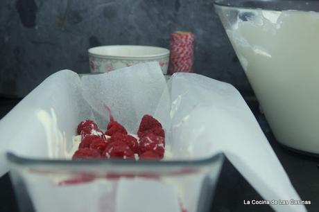 Helado de Crema de Mascarpone, Frambuesa y Biscuit Rose de Reims