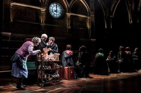 24 Fotografías Promocionales de ‘Harry Potter and the Cursed Child’ Hoy en Londres