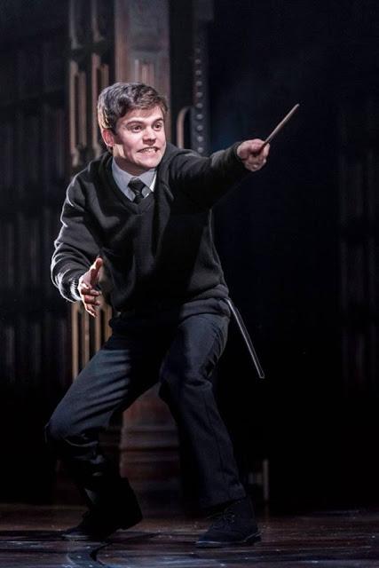 24 Fotografías Promocionales de ‘Harry Potter and the Cursed Child’ Hoy en Londres