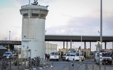 Qalandiya checkpoint