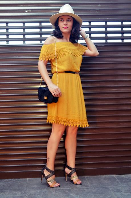 Vestido mostaza crochet look streetstyle fashion blogger mi vestido azul friendsfluencers (8)