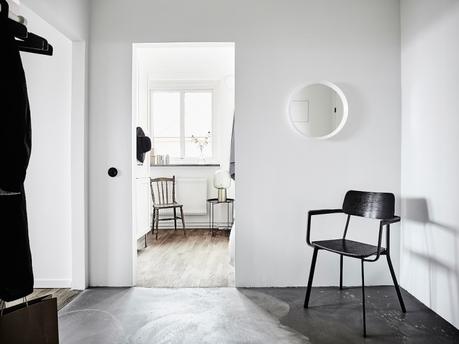 salón cocina abierta Mini piso para un artista interiores pequeños estilo nórdico escandinavo espacios diáfanos decoración mini pisos decoración en neutros blog decoracion interiores 