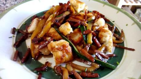 Pechuga de pollo en cuadritos con verduras - Cubos de pollo con verduras - Dadolata di pollo con verdure - Chicken cubes with vegetables