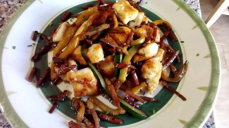 Pechuga de pollo en cuadritos con verduras - Cubos de pollo con verduras - Dadolata di pollo con verdure - Chicken cubes with vegetables