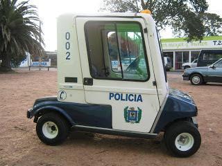 Patrullas policíacas de Dubai. Patrullas policíacas de Dubai.