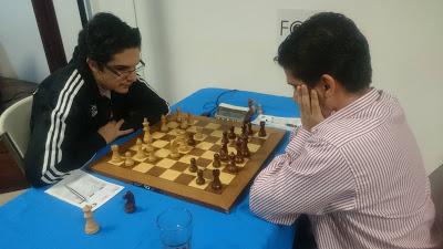 Trás ronda 9 queda líder en solitario Durán