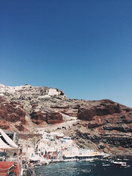 Soludos_Escapes-Boat_Trip-Bikini-Summer_Look-Santorini_Greece-GRLFRND_Jeans-Off_The_Shoulders-Collage_Vintage-Street_Style-Soludos_Espadrilles-5
