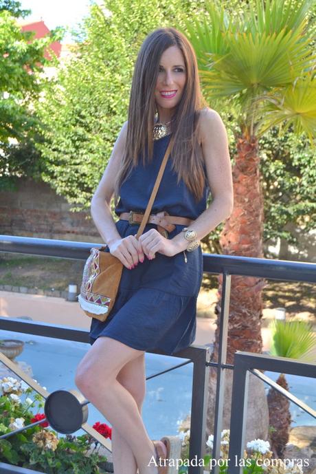 VESTIDO CON VOLANTE