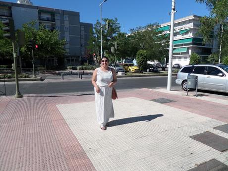 LOOK VESTIDO LARGO DE VERANO CON ABERTURA LATERAL