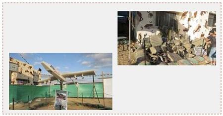 La exposición en Sajaiya: A la derecha: “Botín” de Tzáhal que según argumenta Hamás fue atrapado en el campamento de refugiados Sajaiya durante la operación “Roca Firme”. A la izquierda: Un avión no tripulado que según Hamás voló durante la operación “Roca Firme” por encima del cielo de Israel (página facebook de los campamentos “pioneros de la liberación” en Sajaiya, 19 de julio de 2016)