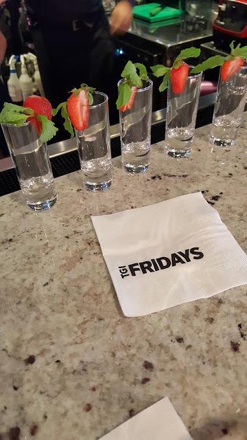 TGIFRIDAYS en Puerto Banus Marbella