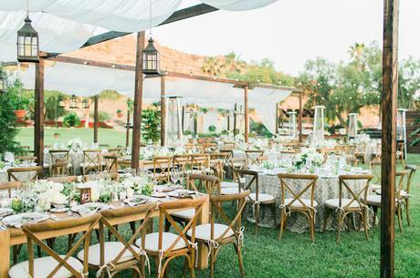 Decoración de Boda. Madera y Hojas Verdes.