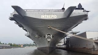 EL ASOMBROSO INTREPID MUSEUM EN UN PORTAAVIONES