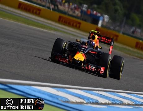 Ricciardo se muestra satisfecho con la diferencia entre Red Bull y Mercedes