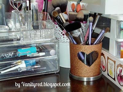 Vanity Tour + Colección de Maquillaje.