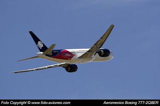 AVIÓN BOEING 777 N774AM