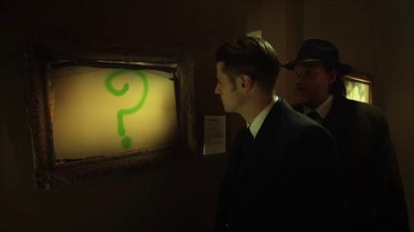 GOTHAM -TEMPORADA DOS- MAD GREY DWAN