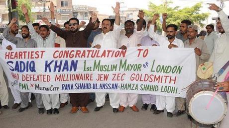 Inquietante interrogante / Disturbing question Inquietante interrogante / Disturbing question