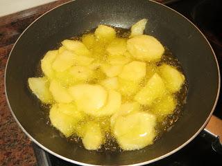 HUEVOS ROTOS CON CECINA