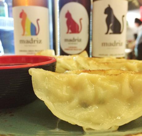 gyozas, madriz hop republic, cerveza artesanal, cervezas, cervezas españolas, chamberi, craft beer, verano en madrid, madrid, planes con amigos, planes en madrid