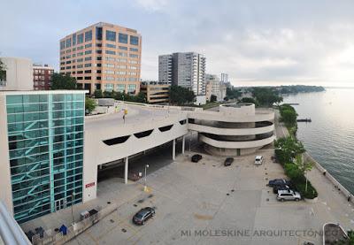 FRANK L. WRIGHT: MONONA TERRACE AND CONVENTION CENTER