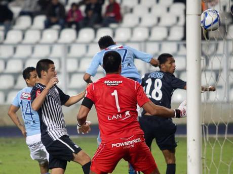 02 de Agosto en Alianza Lima [Claudio Pizarro]