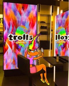 Trolls con Maccosmetic