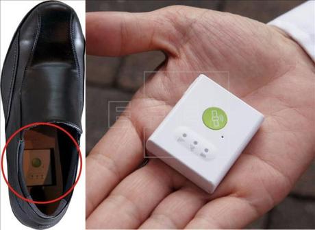 Crean zapatos con GPS en Japón para localizar a mayores con demencia perdidos.