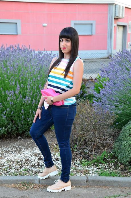 Top asimétrico multicolor Top asimétrico multicolor