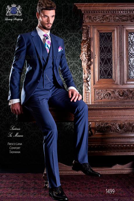 http://www.comercialmoyano.com/es/1866-traje-azul-royal-sastreria-italiana-slim-dos-botones-1499-ottavio-nuccio-gala.html