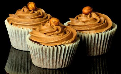 Receta de cupcakes de ferrero rocher y nutella.