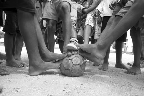 futbolcallejero  Entre calles de tierra y futbol con amigos: la infancia en Puerto Escondido en los 90´s futbolcallejero