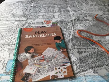Play Barcelona, un cuaderno de actividades para divertirse aprendiendo